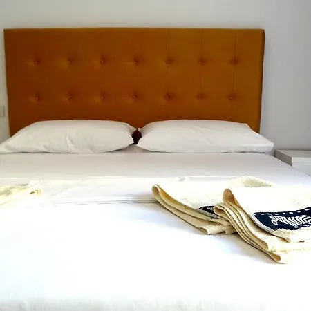 Zhaklin Apartment's Sarandë
