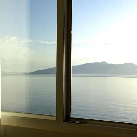Zhaklin Apartment's Sarandë