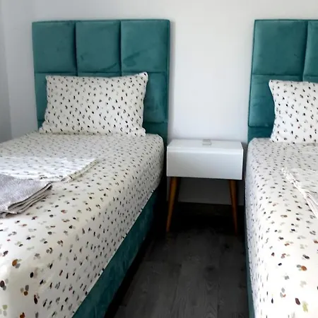 Zhaklin Apartment's